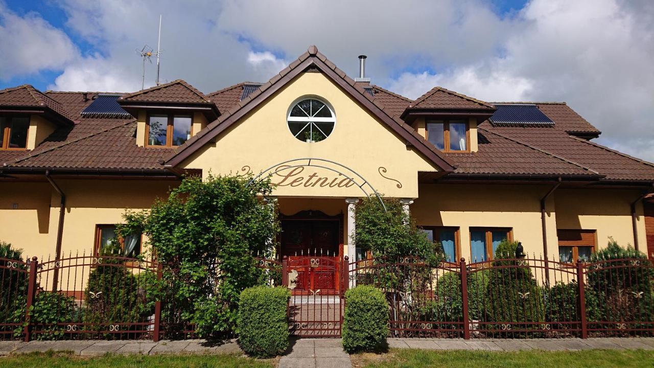 Letnia Willa Jacuzzi & Sauna Darlowo Exterior foto